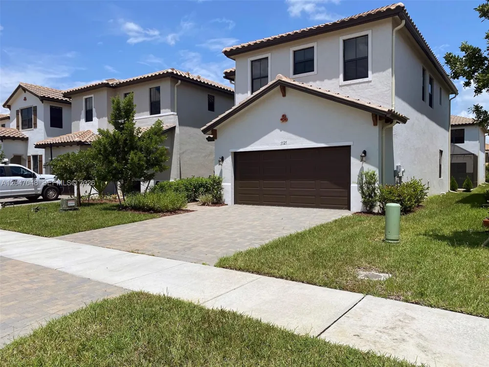 5525 AGOSTINO WAY Ave Maria, FL 34142