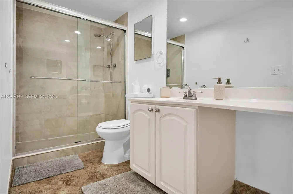 4001 S Ocean Dr #11M Hollywood, FL 33019