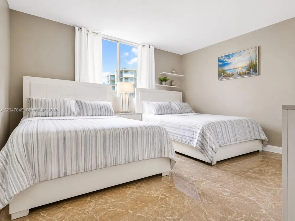 4001 S Ocean Dr #11M Hollywood, FL 33019