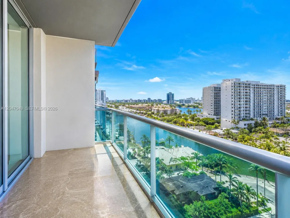4001 S Ocean Dr #11M Hollywood, FL 33019