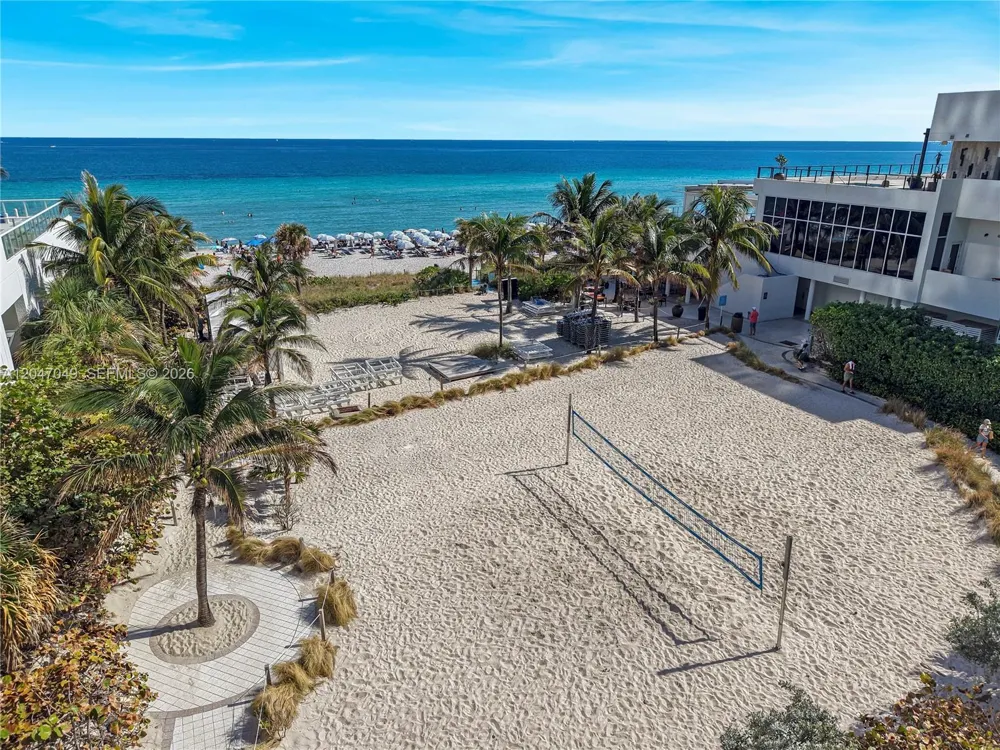 4001 S Ocean Dr #11M Hollywood, FL 33019