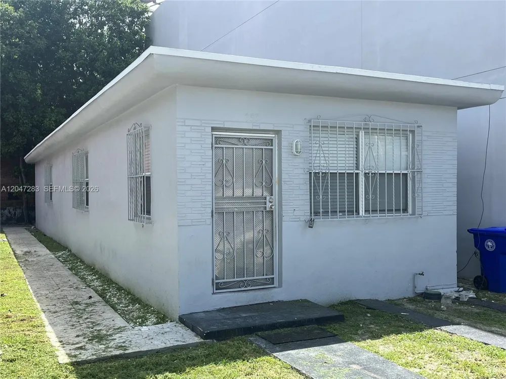 733 NW 4th Ave Miami, FL 33136