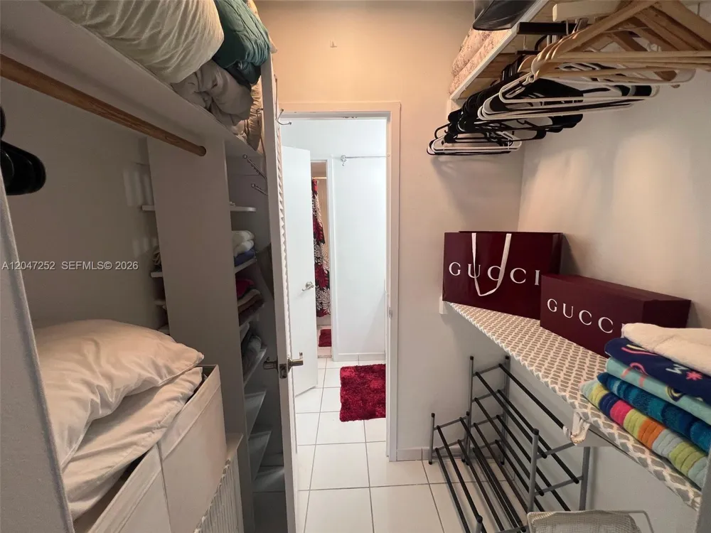 100 Lincoln Rd #1126 Miami Beach, FL 33139