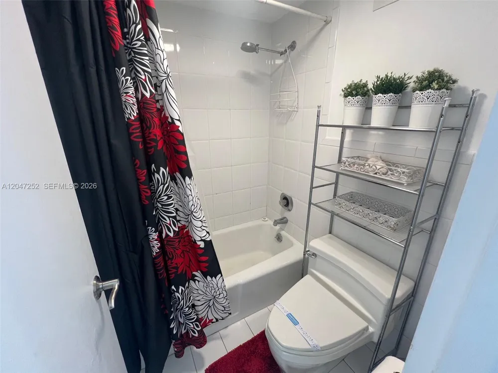 100 Lincoln Rd #1126 Miami Beach, FL 33139