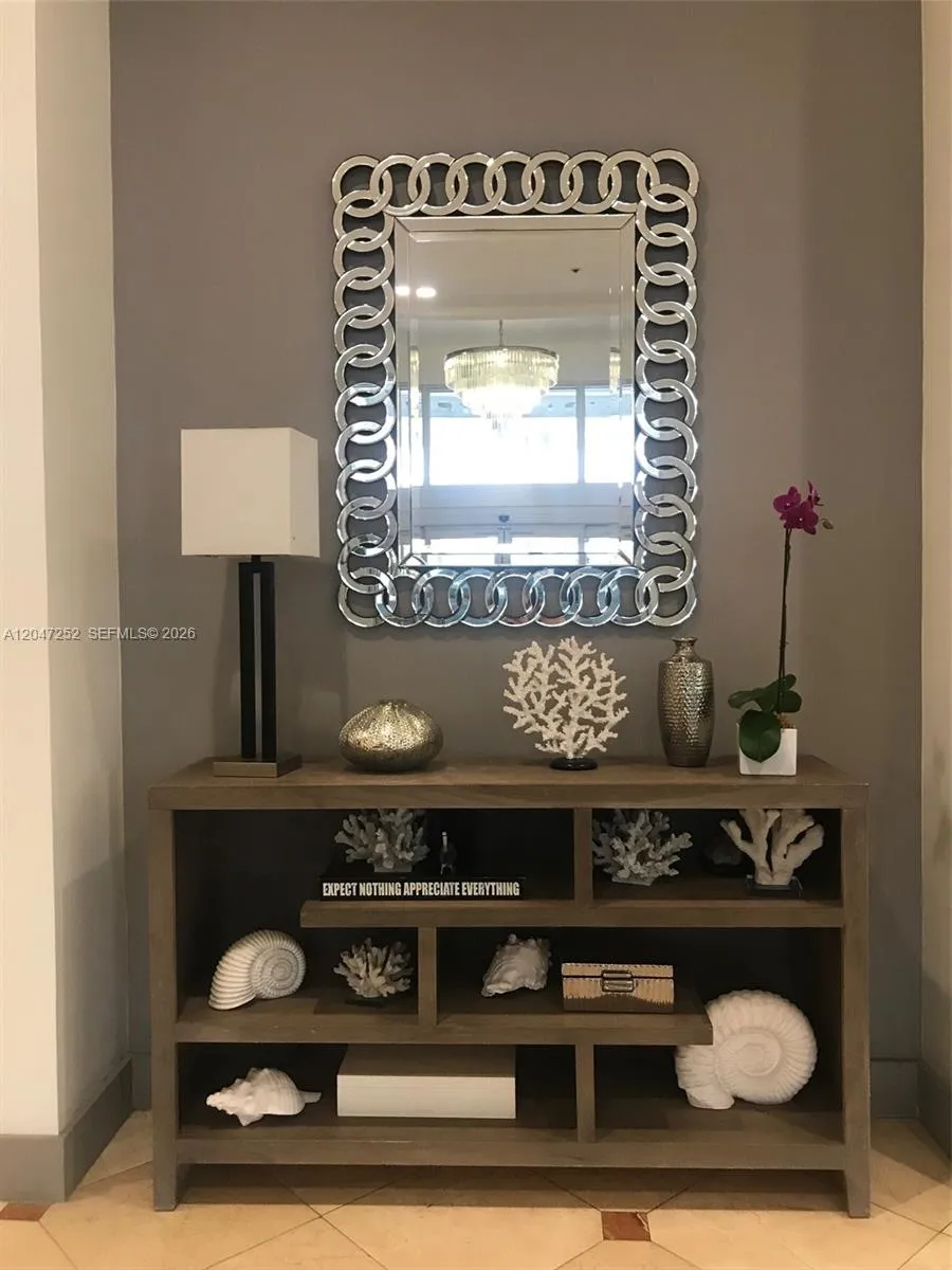 100 Lincoln Rd #1126 Miami Beach, FL 33139