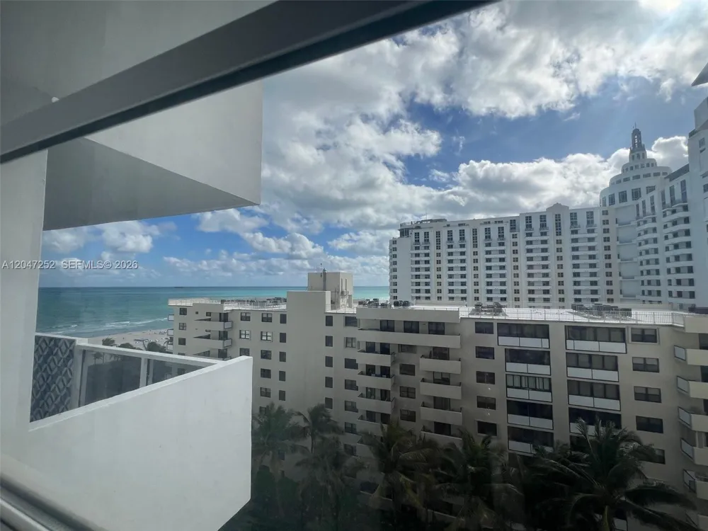 100 Lincoln Rd #1126 Miami Beach, FL 33139