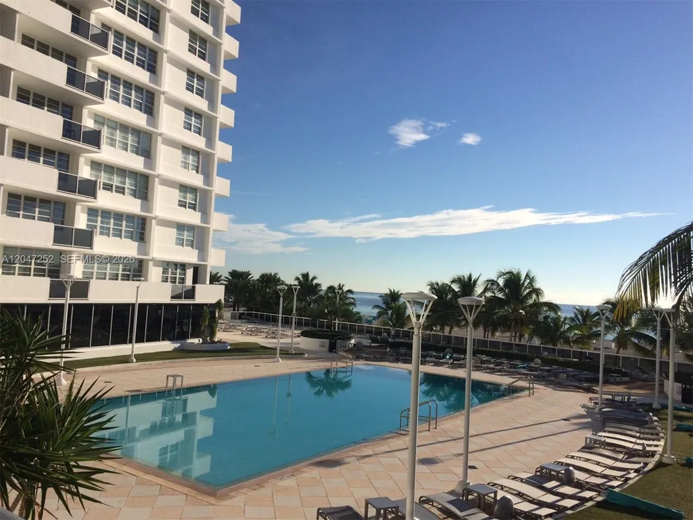 100 Lincoln Rd #1126 Miami Beach, FL 33139