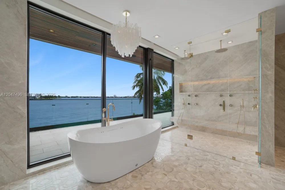 9720 W Broadview Dr Bay Harbor Islands, FL 33154
