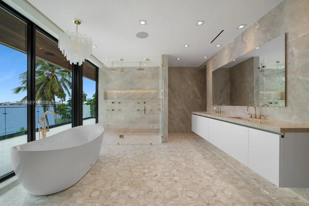 9720 W Broadview Dr Bay Harbor Islands, FL 33154