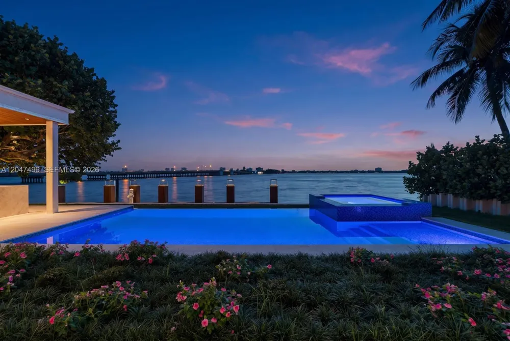 9720 W Broadview Dr Bay Harbor Islands, FL 33154