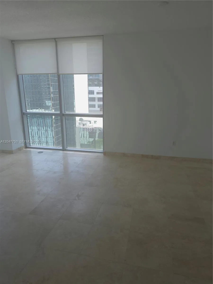 1060 Brickell Ave #1701 Miami, FL 33131