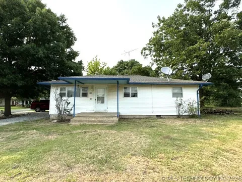 609 Hyden