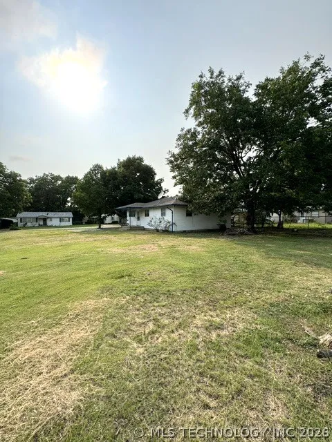 609 Hyden Stratford, OK 74872