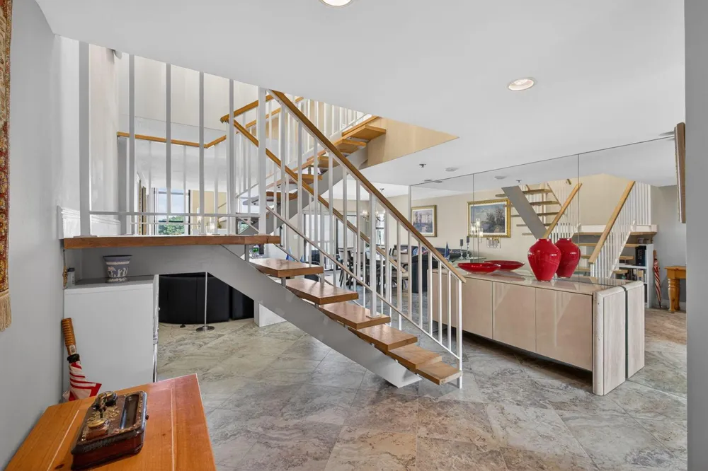364 Golfview Road #506 North Palm Beach, FL 33408