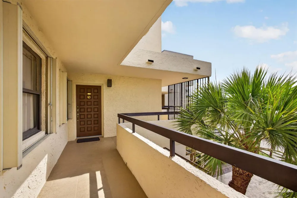 364 Golfview Road #506 North Palm Beach, FL 33408