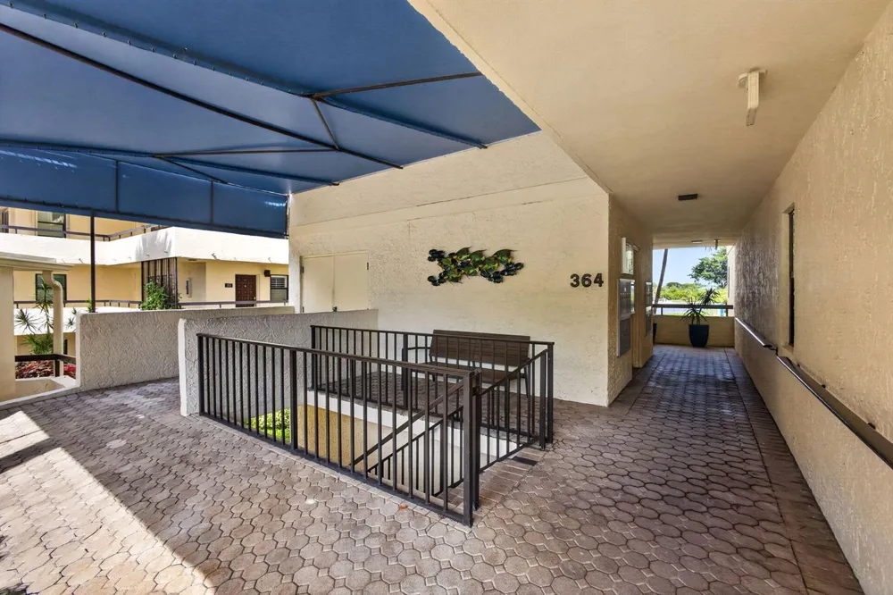 364 Golfview Road #506 North Palm Beach, FL 33408