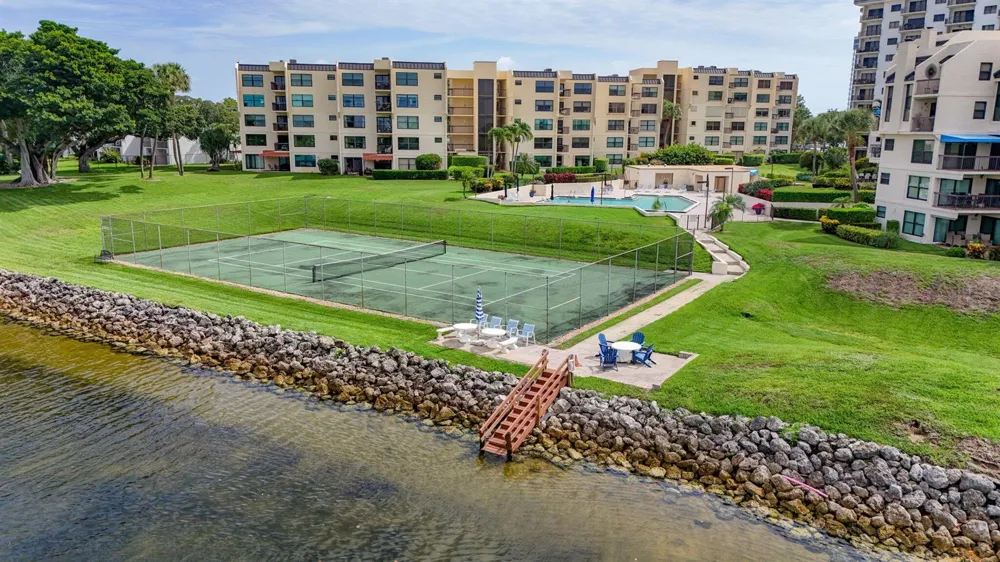 364 Golfview Road #506 North Palm Beach, FL 33408