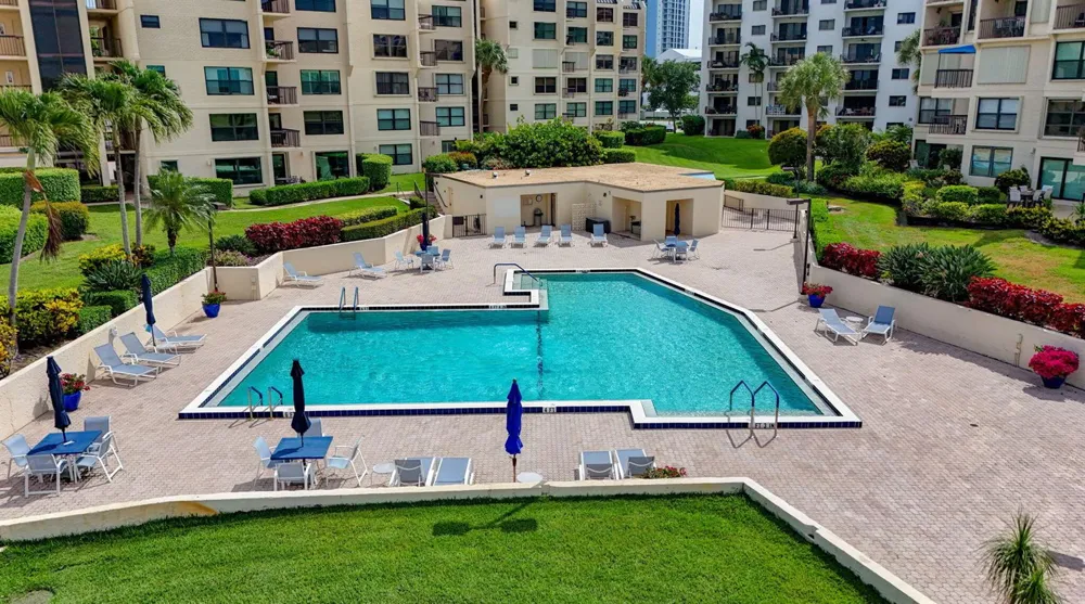 364 Golfview Road #506 North Palm Beach, FL 33408