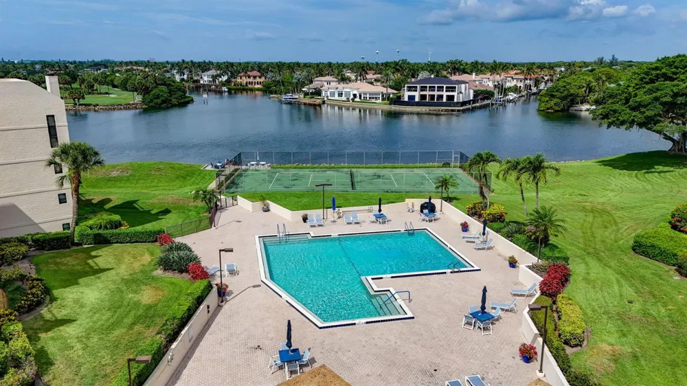 364 Golfview Road #506 North Palm Beach, FL 33408