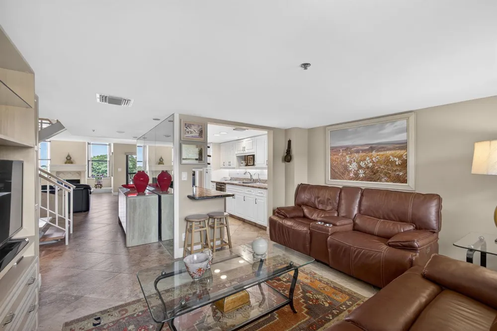364 Golfview Road #506 North Palm Beach, FL 33408