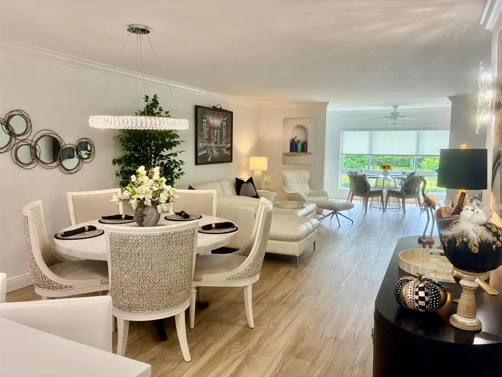 5778 Crystal Shores Drive #303 Boynton Beach, FL 33437