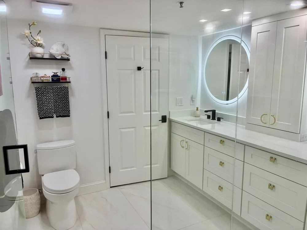 5778 Crystal Shores Drive #303 Boynton Beach, FL 33437