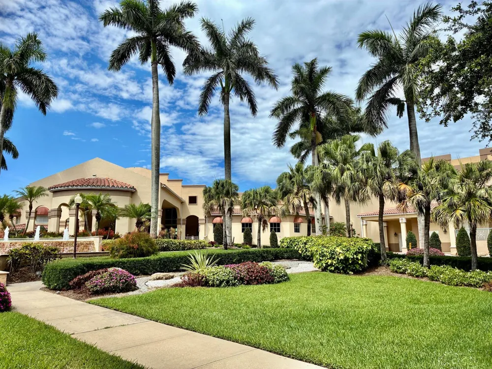 5778 Crystal Shores Drive #303 Boynton Beach, FL 33437