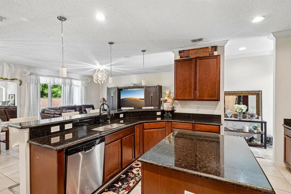 17407 Bella Nova Drive Orlando, FL 32820