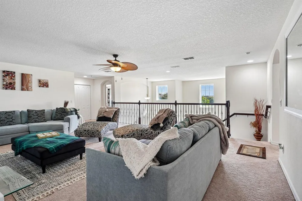 17407 Bella Nova Drive Orlando, FL 32820