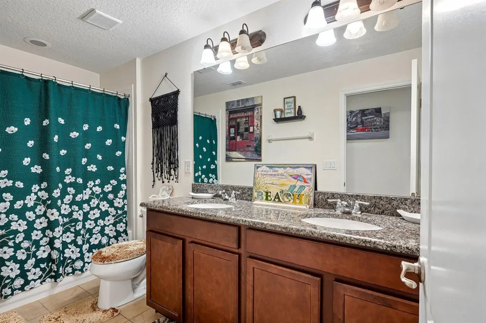 17407 Bella Nova Drive Orlando, FL 32820