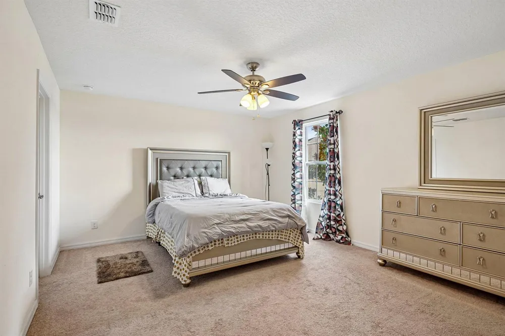 17407 Bella Nova Drive Orlando, FL 32820