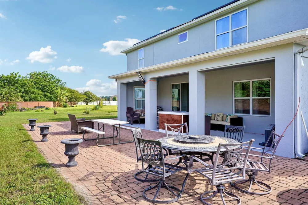 17407 Bella Nova Drive Orlando, FL 32820