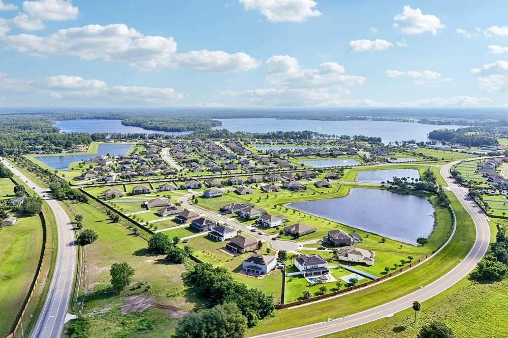 17407 Bella Nova Drive Orlando, FL 32820