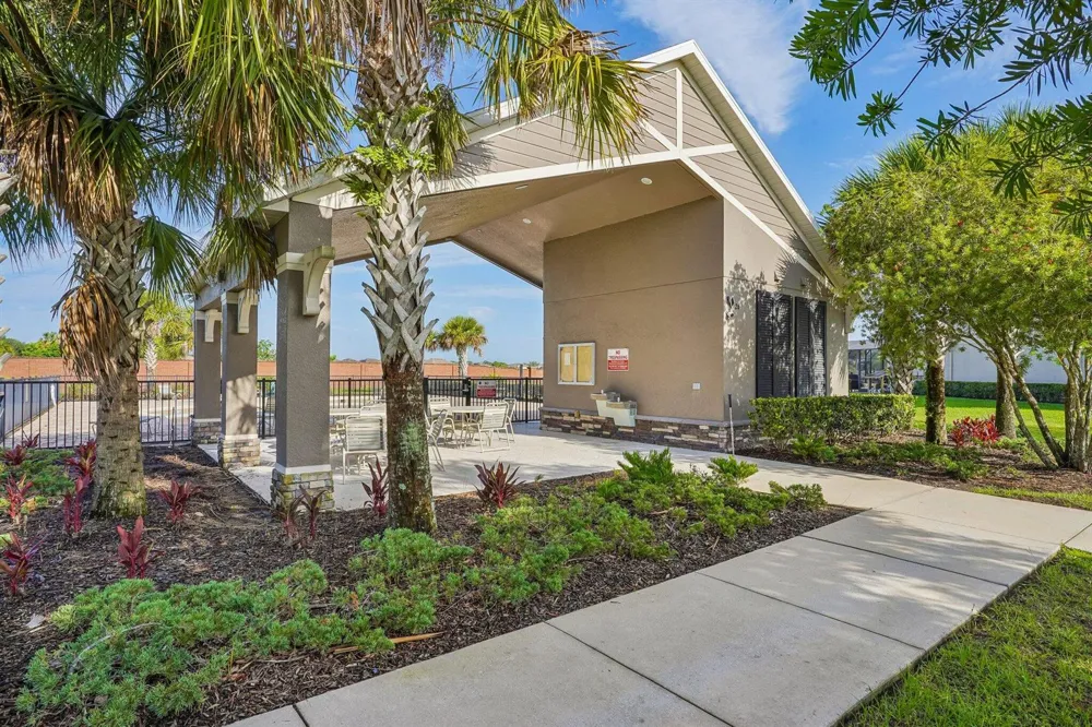 17407 Bella Nova Drive Orlando, FL 32820