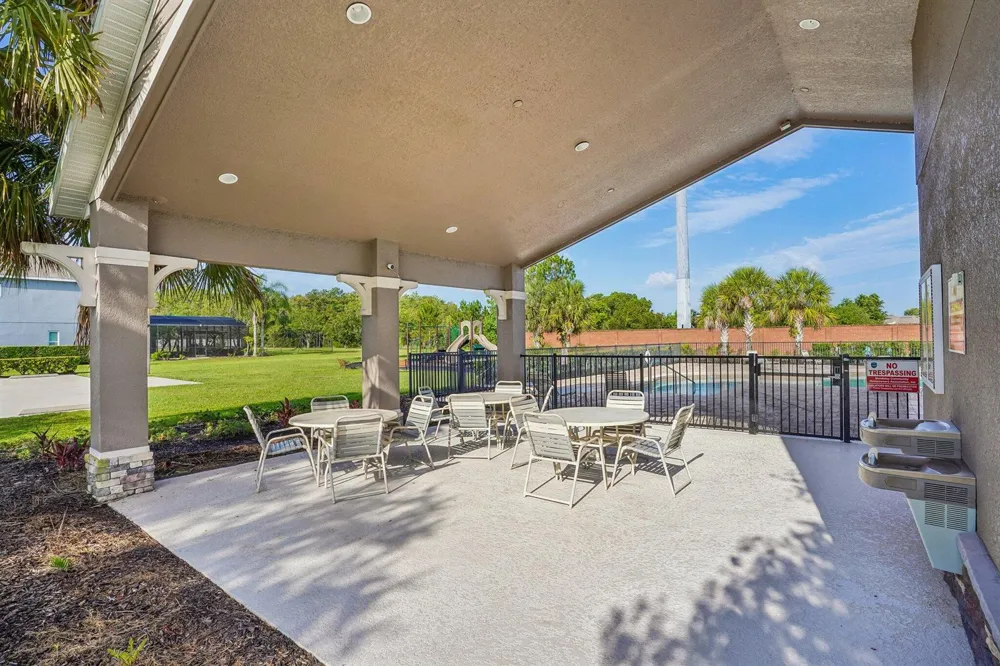 17407 Bella Nova Drive Orlando, FL 32820