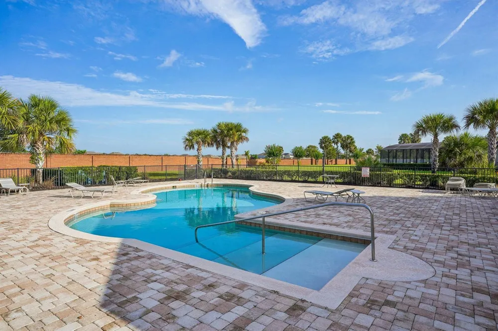 17407 Bella Nova Drive Orlando, FL 32820