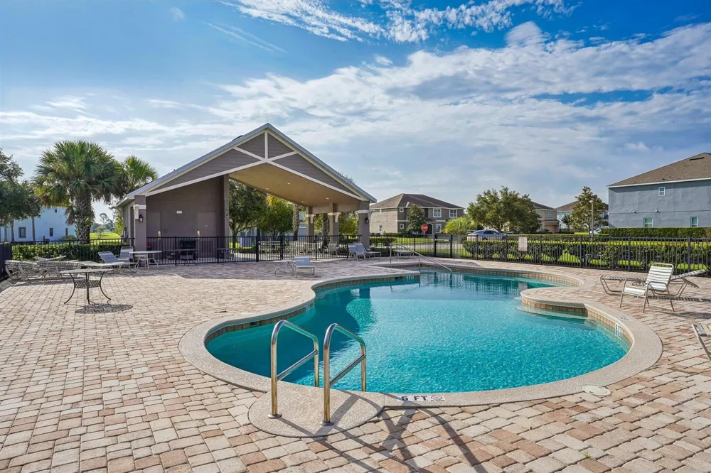 17407 Bella Nova Drive Orlando, FL 32820