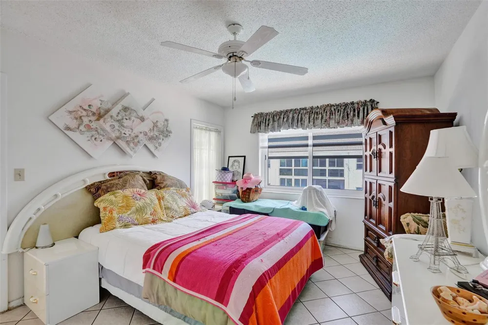 1461 S Ocean Boulevard #303 Lauderdale By The Sea, FL 33062