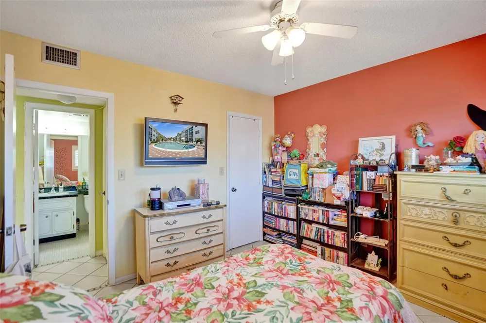 1461 S Ocean Boulevard #303 Lauderdale By The Sea, FL 33062