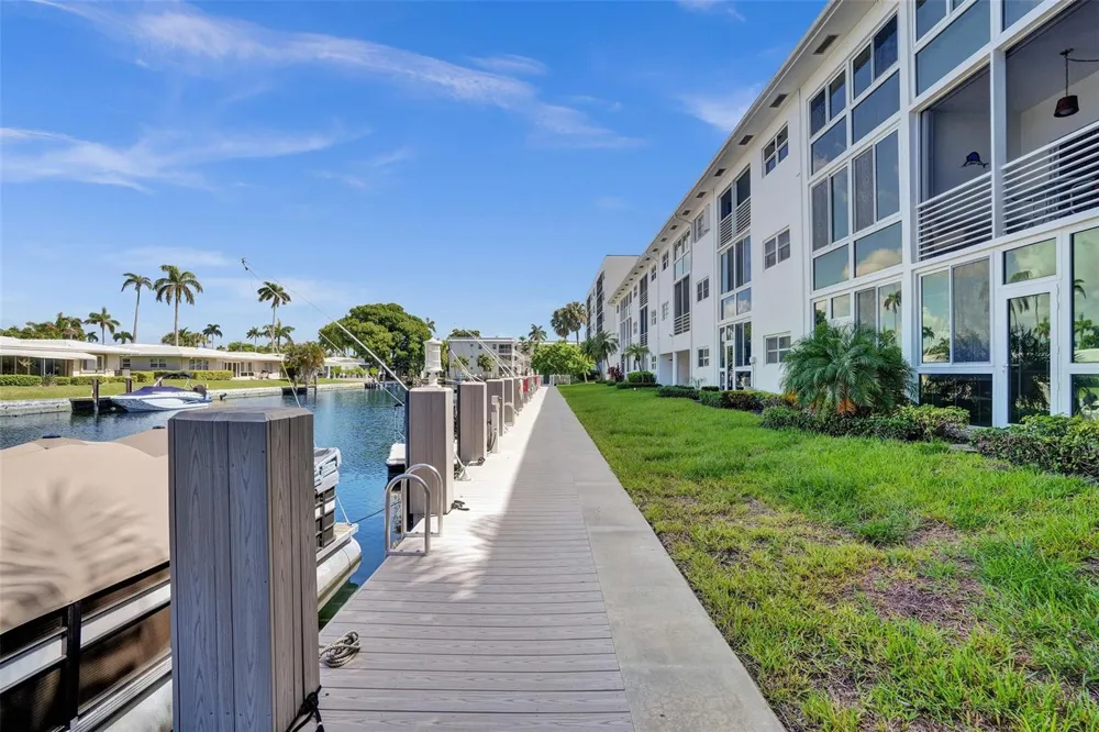 1461 S Ocean Boulevard #303 Lauderdale By The Sea, FL 33062