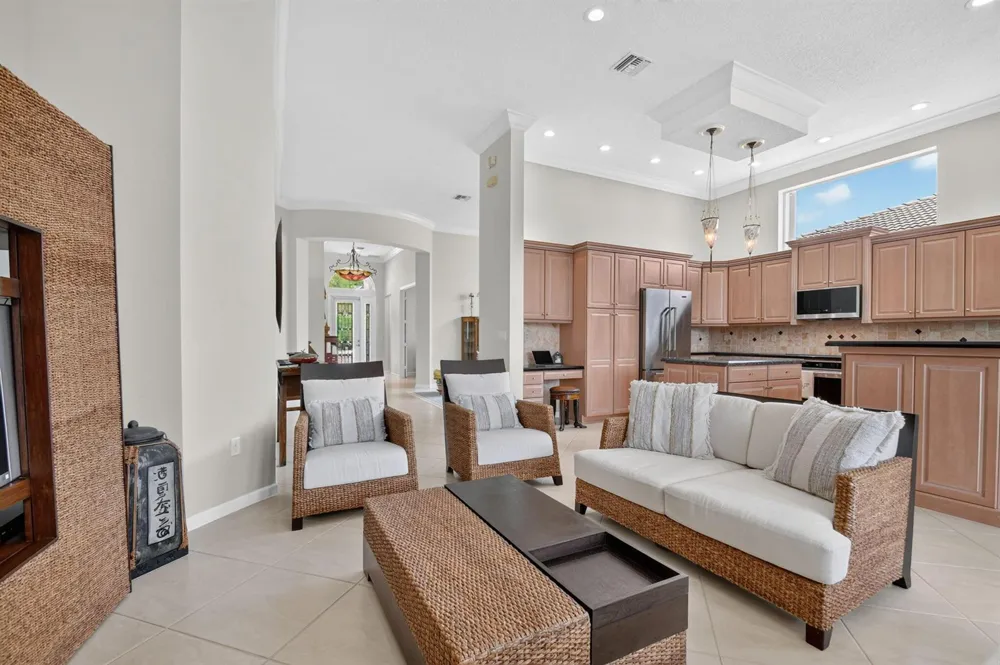 9774 Via Elegante Wellington, FL 33411