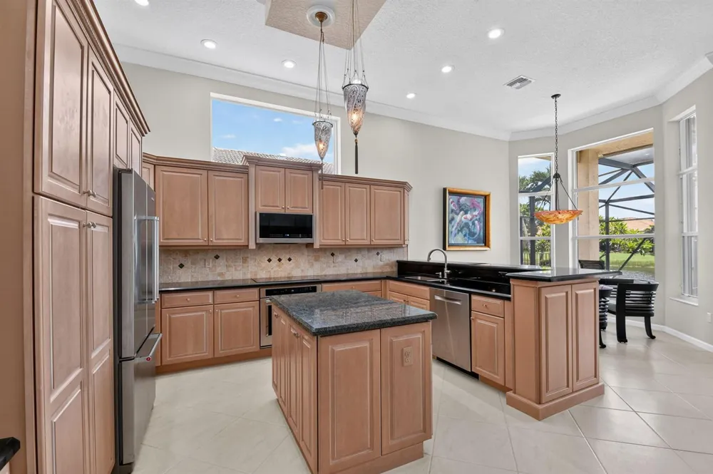 9774 Via Elegante Wellington, FL 33411