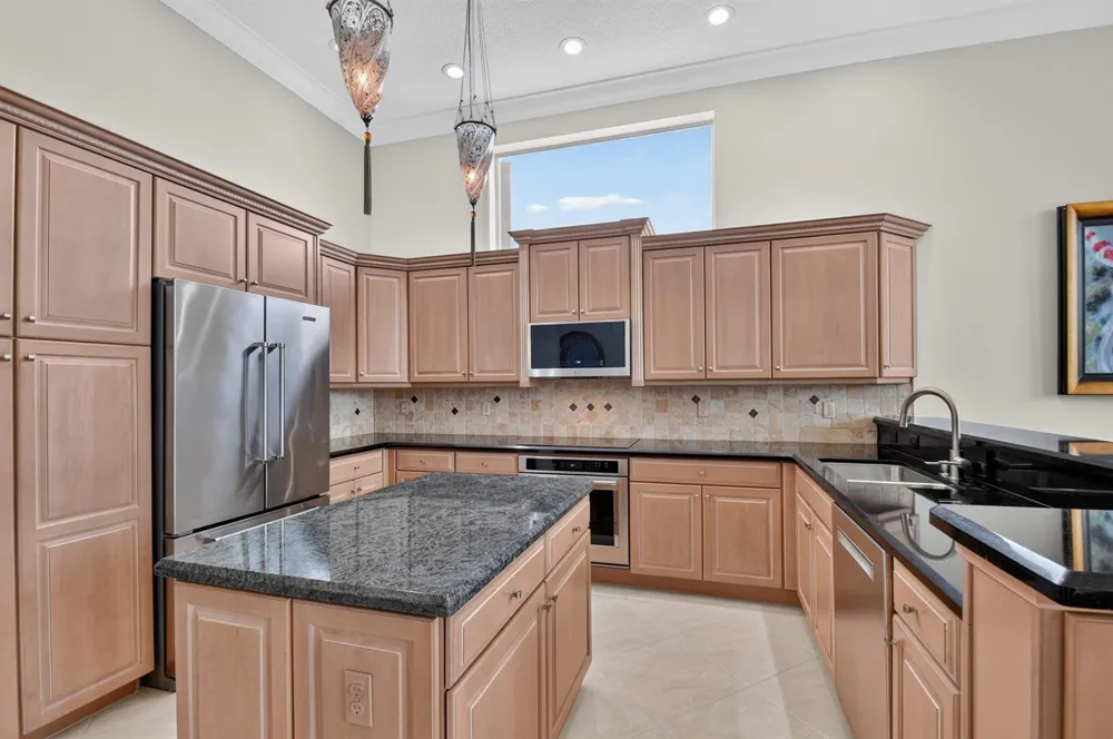 9774 Via Elegante Wellington, FL 33411