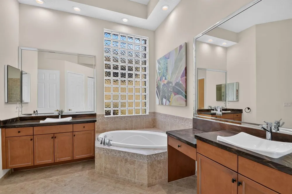 9774 Via Elegante Wellington, FL 33411