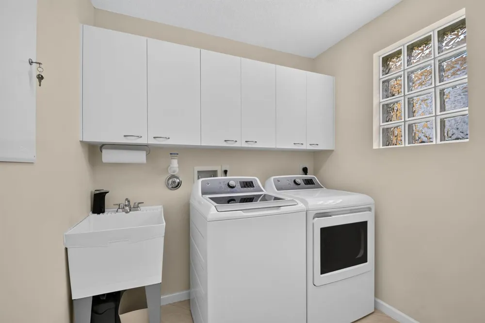 9774 Via Elegante Wellington, FL 33411