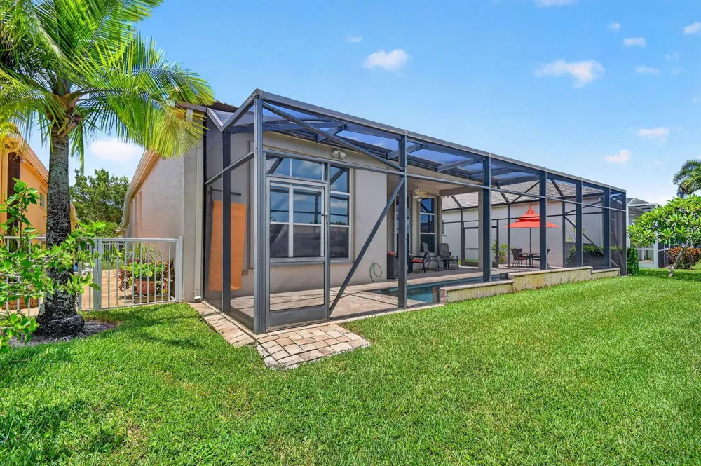 9774 Via Elegante Wellington, FL 33411