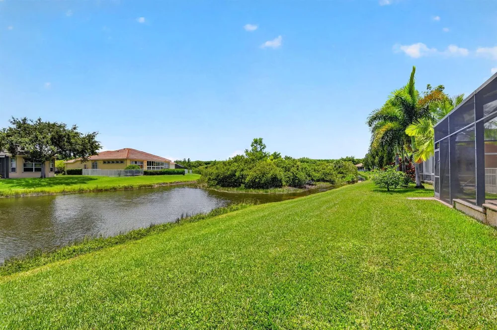 9774 Via Elegante Wellington, FL 33411
