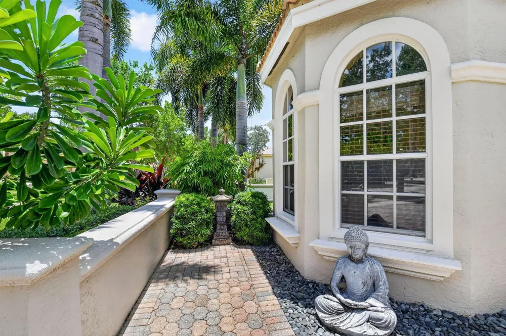 9774 Via Elegante Wellington, FL 33411