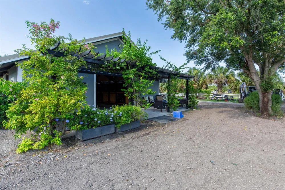 844 Arabian Drive Loxahatchee, FL 33470
