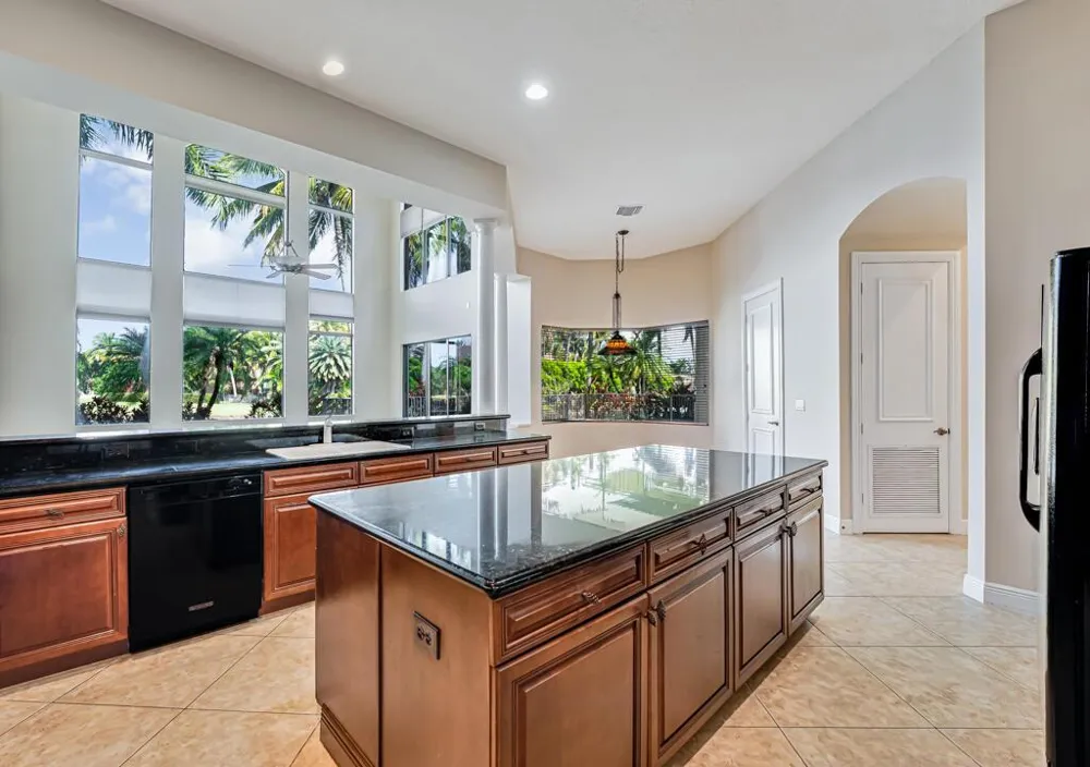 10513 Versailles Boulevard Wellington, FL 33449